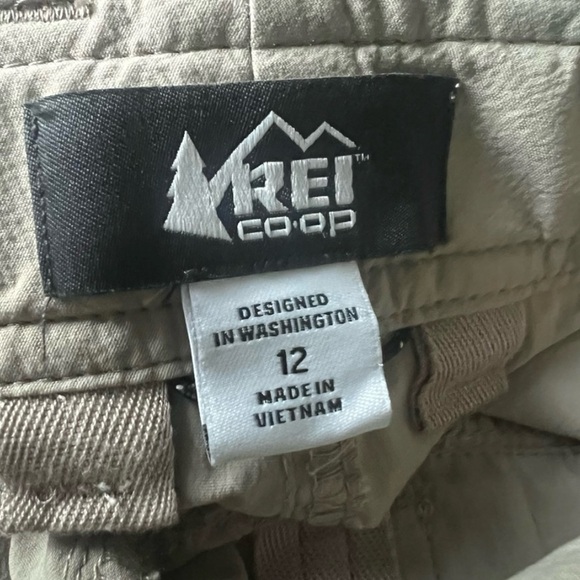 REI Convertible Roll Up Hiking Lightweight Pants Outdoors
Women's 12 - Picture 10 of 15